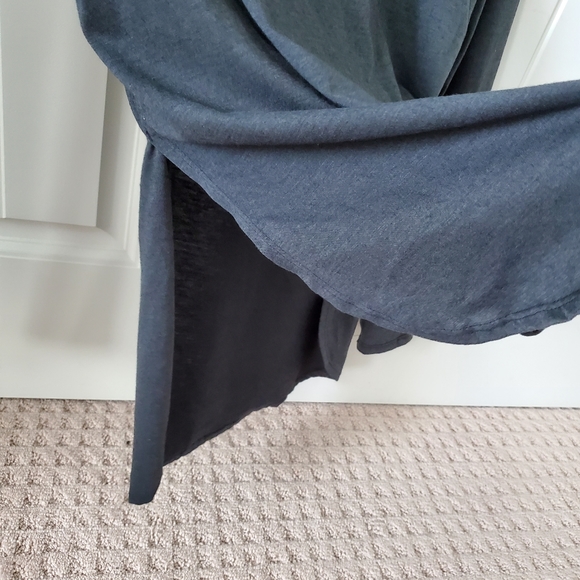 Grey long sleeve - Picture 2 of 2